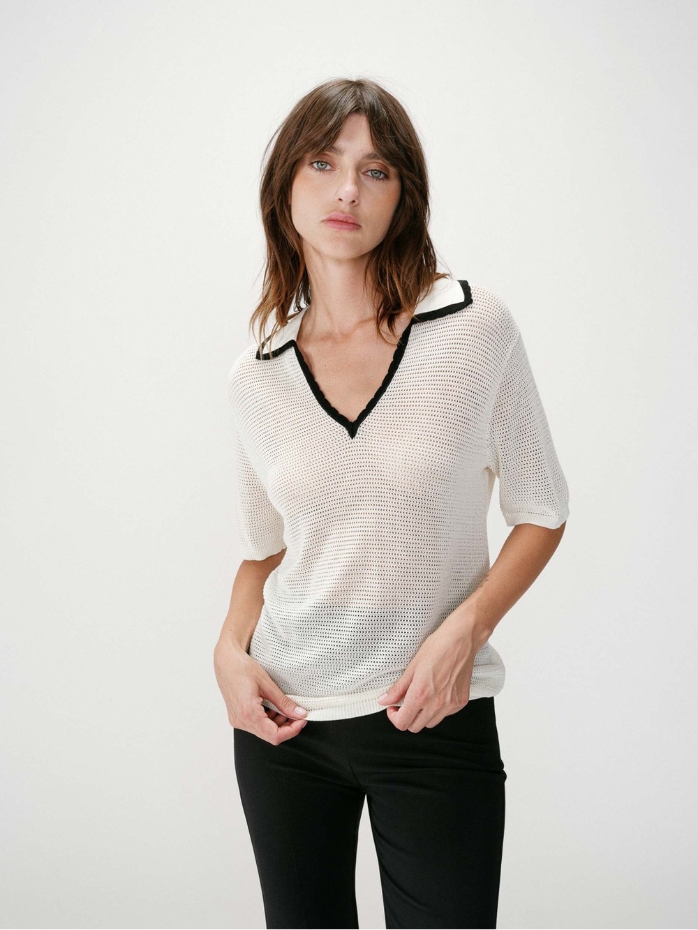 Grace & Mila - V Neck Wilmot